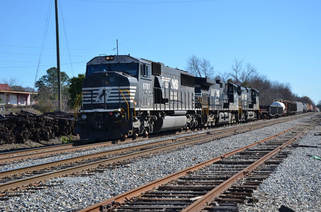 Consist Entering NS Yard