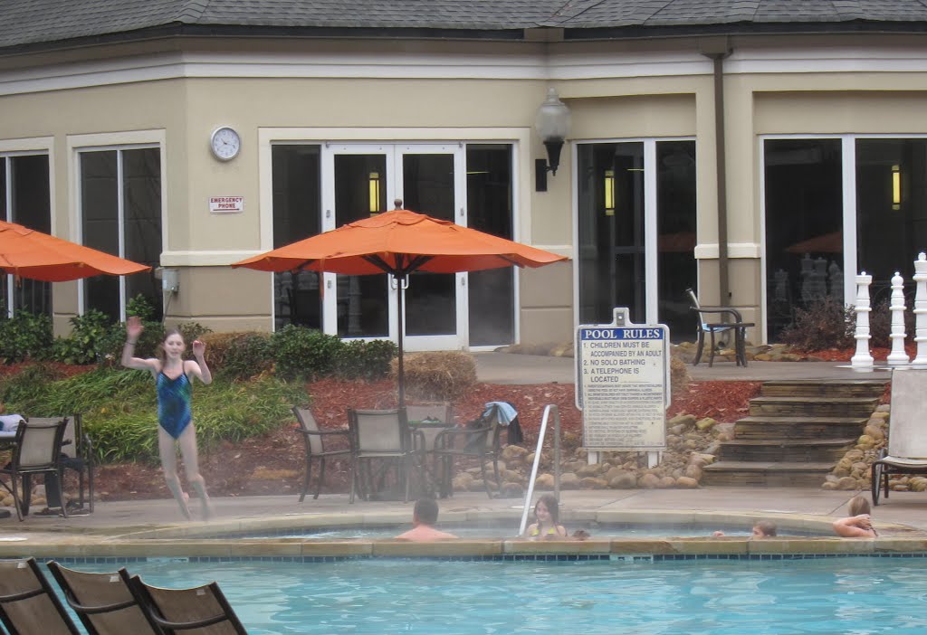 Stone Mountain Park Evergreen Hotel