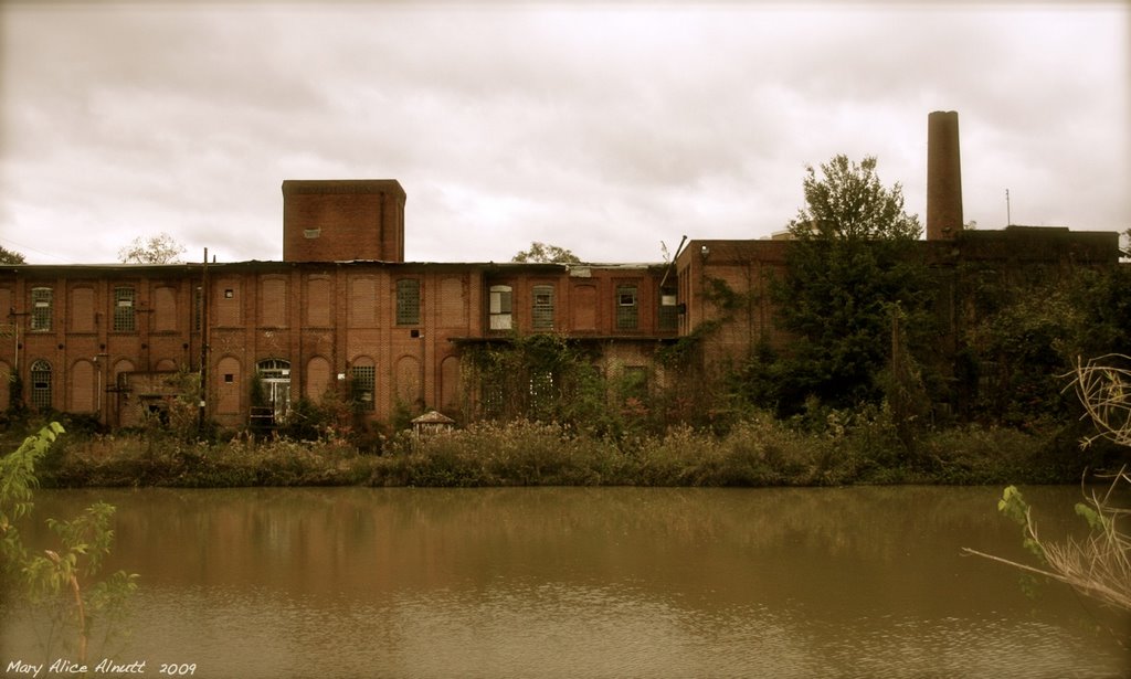 The old Atlantic Cotton Mill