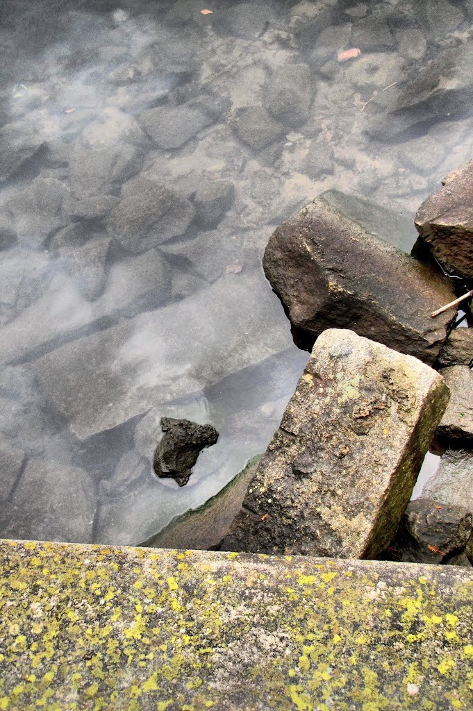 Boulderous