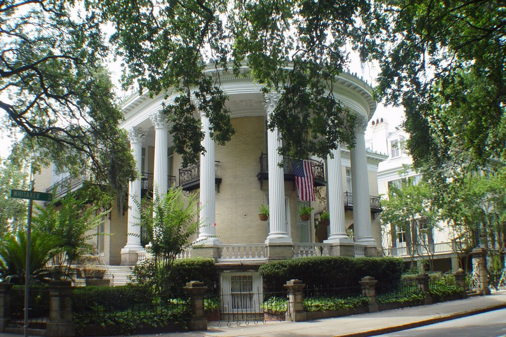 McNeil-Mett mansion, one of the nicest neo-classical revival mansions in the south, Forsyth Park (7-2009)