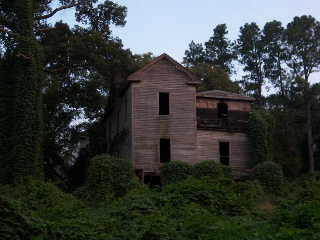 Old Home on the Verge of Kudzu
