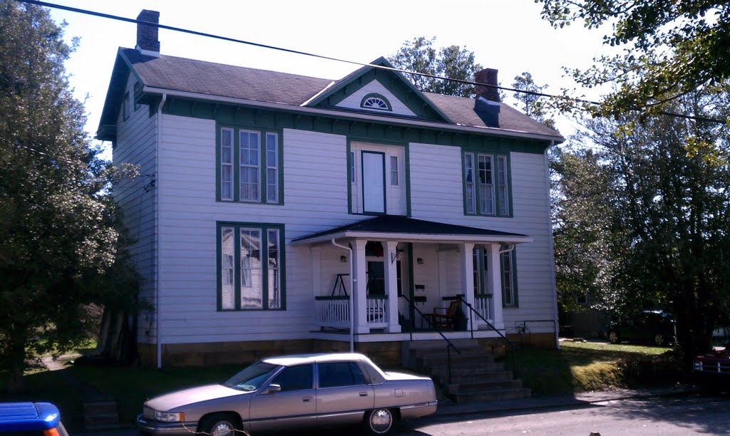 5 3rd avenue Buckhannon WV, 26201