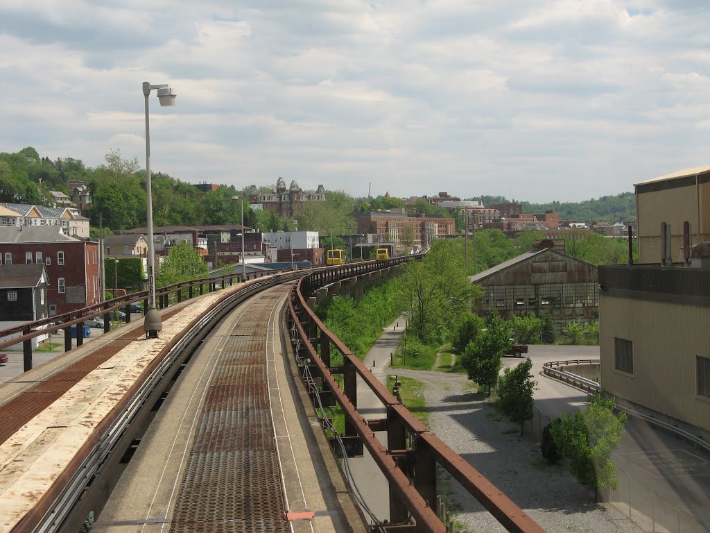 Univ. of West Virginia people mover, Morgantown, West Virginia