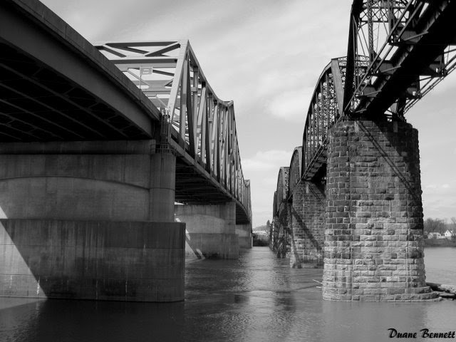 Old and New Bridges.