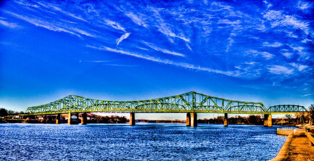 Bridge going to Belpre Ohio from Parkersburg Point Park 2012