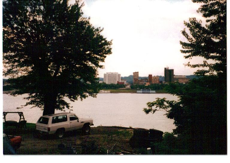 Huntington, West Virginia from the Ohio side of the Ohio River