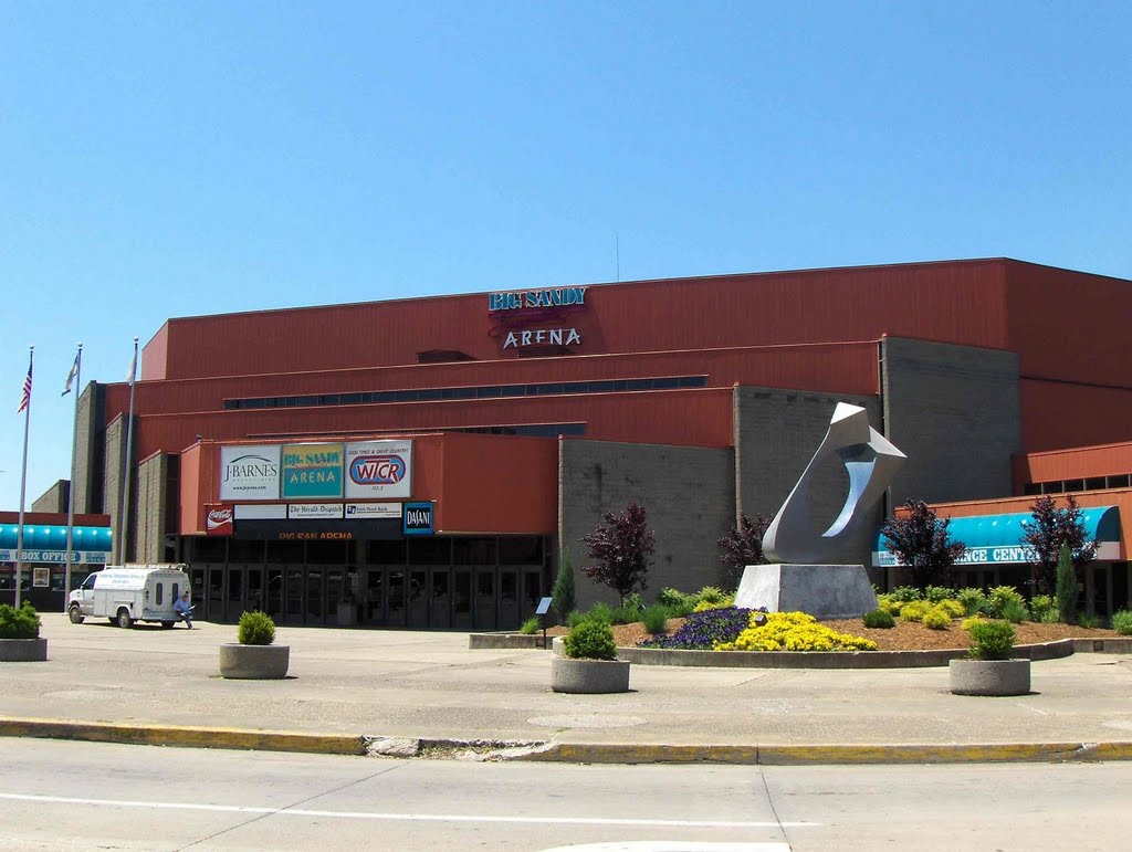 Big Sandy Superstore Arena, GLCT