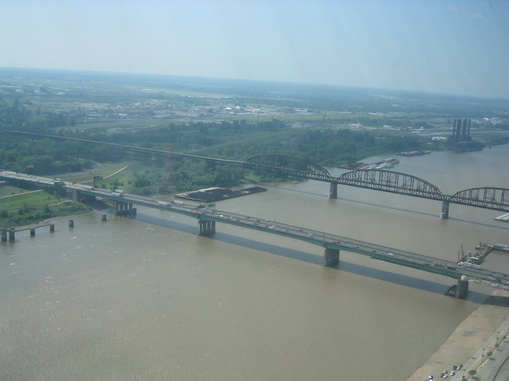 Mississippi River from Gateway Arch