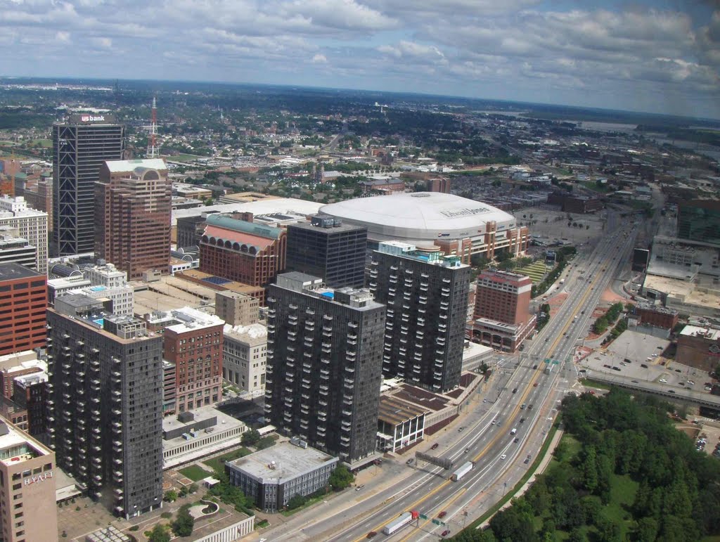 From Gateway Arch, GLCT