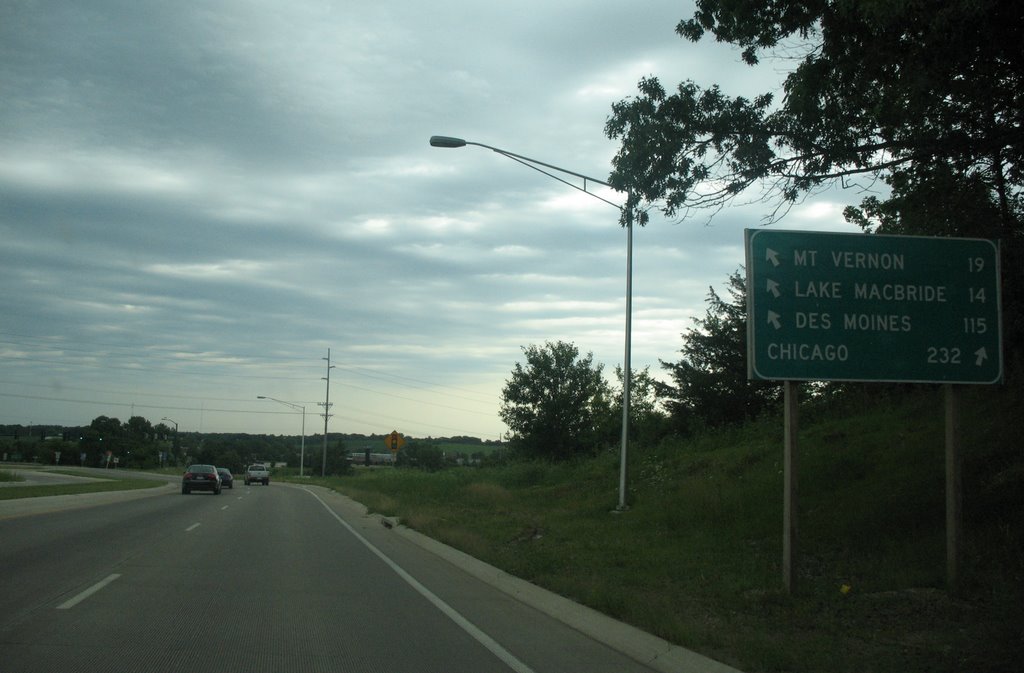 Des Moines or Chicago