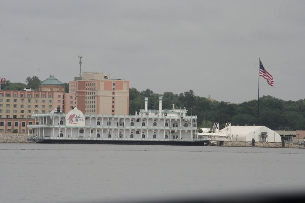 Isle of Capri Casino Paddlewheeler  in Bettendorf , Iowa.