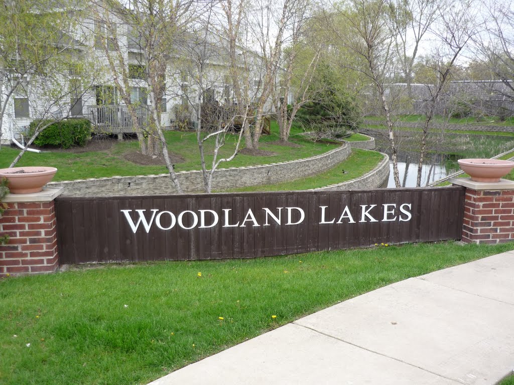 Woodland Lakes Subdivision North Aurora