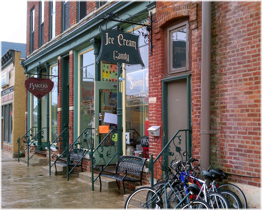 Ice Cream and Candy Store - Belvidere, IL "City of Murals"