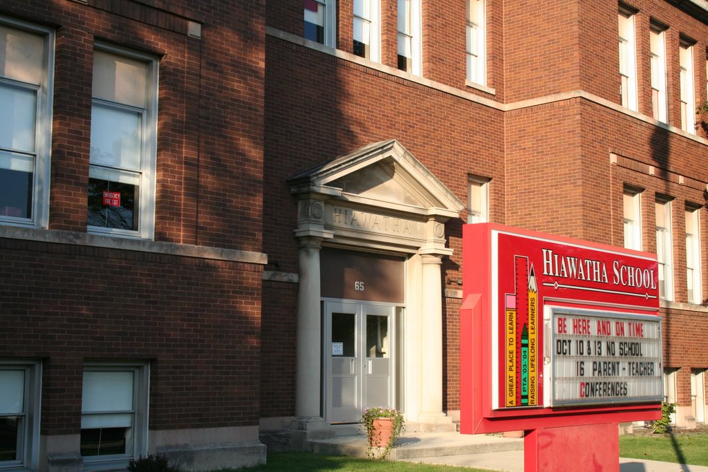 Hiawatha School