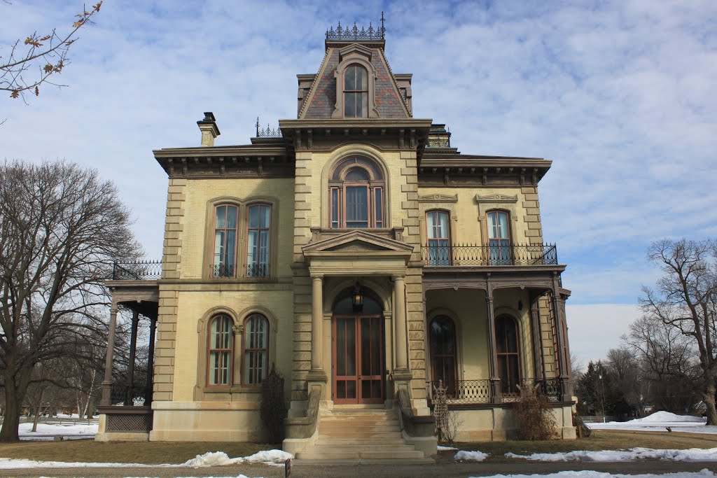 The David Davis Mansion