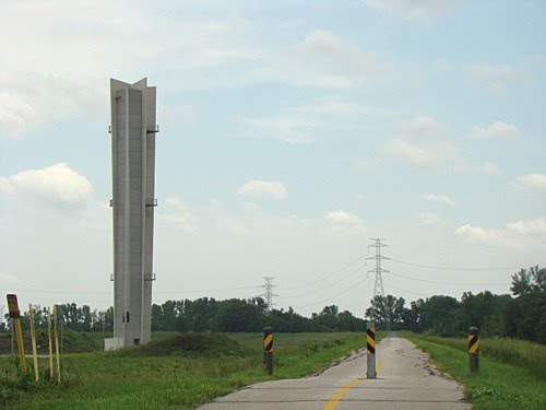 The Confluence Trail, Lewis and Clark Confluence Tower