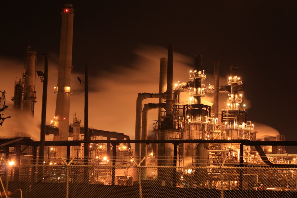 Oil Refinery