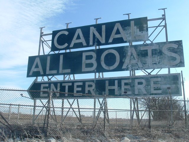 Sign at north end of Chouteau Island