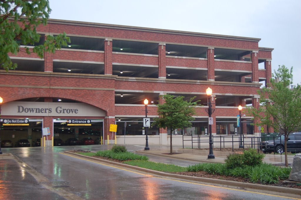 Downtown Downers Grove Parking Garage
