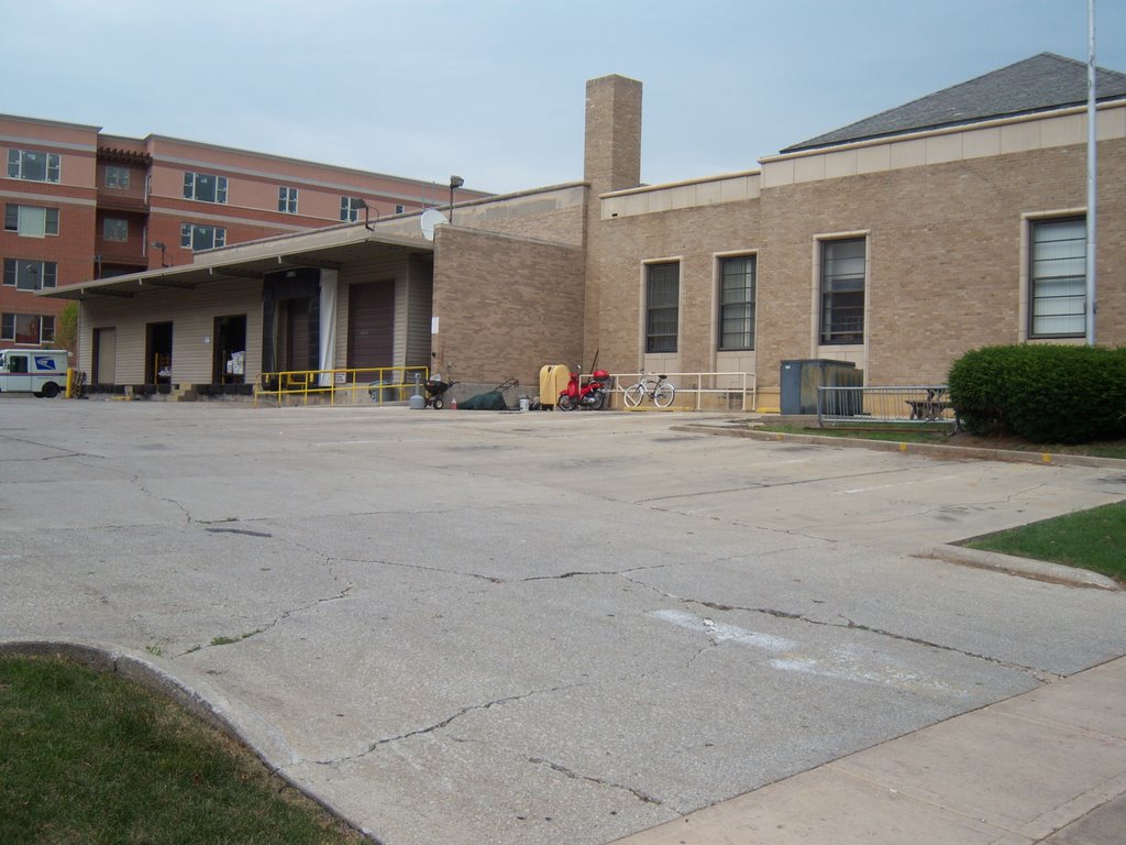 Downers Grove Post Office
