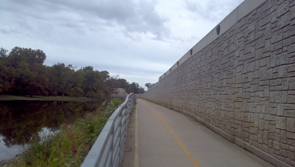 Des Plaines Trail