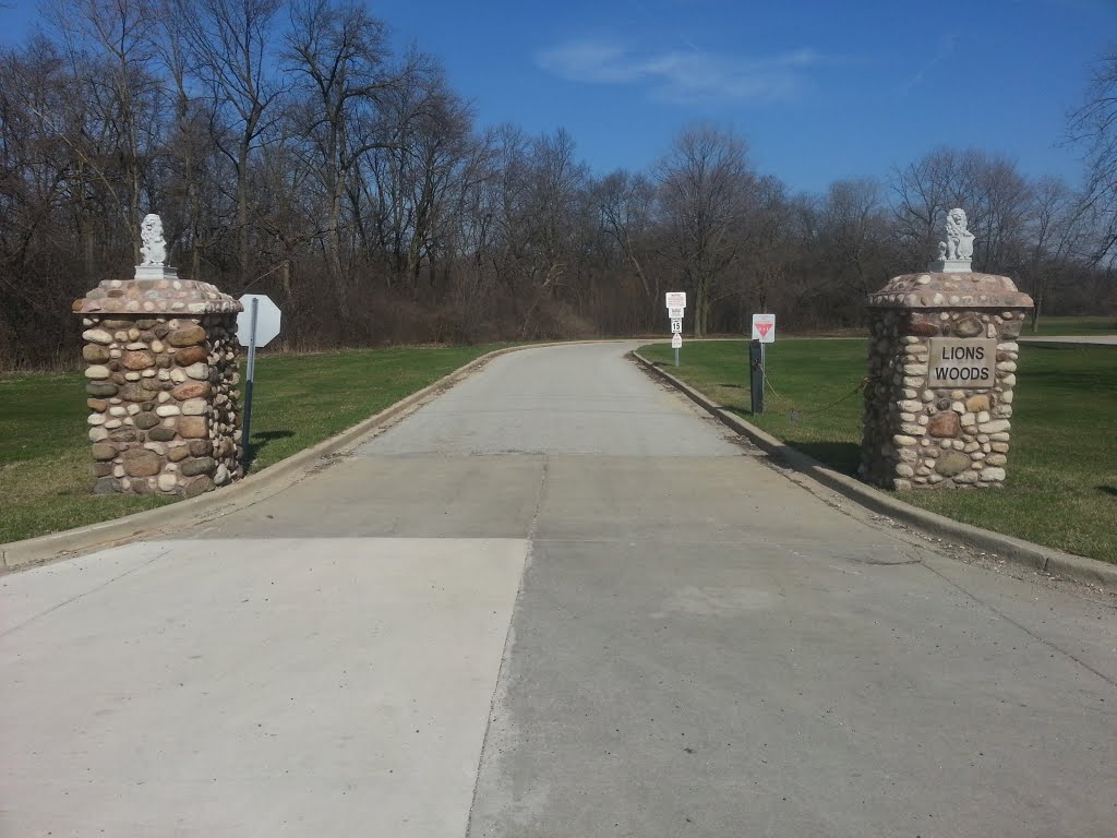Lion Woods Entrance