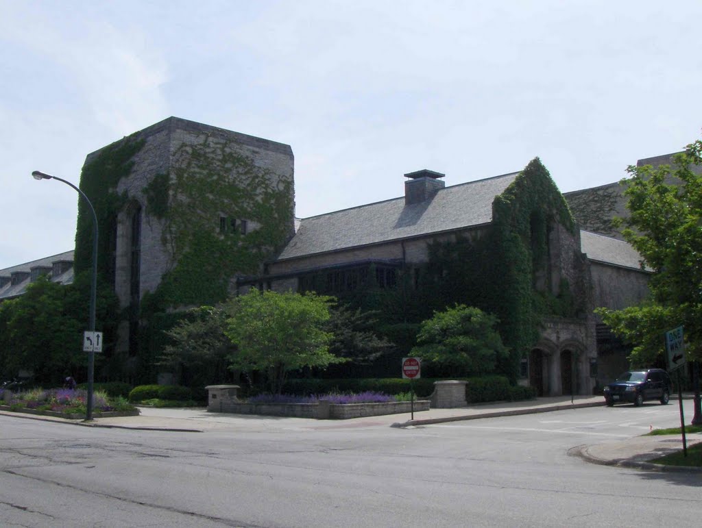 Northwestern University Cahn Auditorium, GLCT