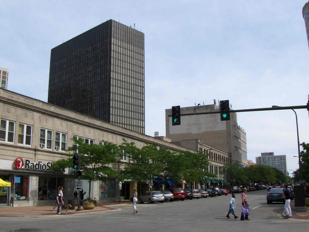 Sherman Avenue, GLCT