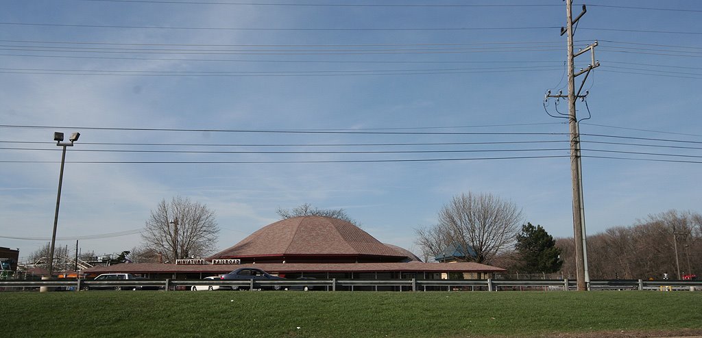 W North Ave. and N 1st. Ave (Cumberland Ave.) - Melrose Park