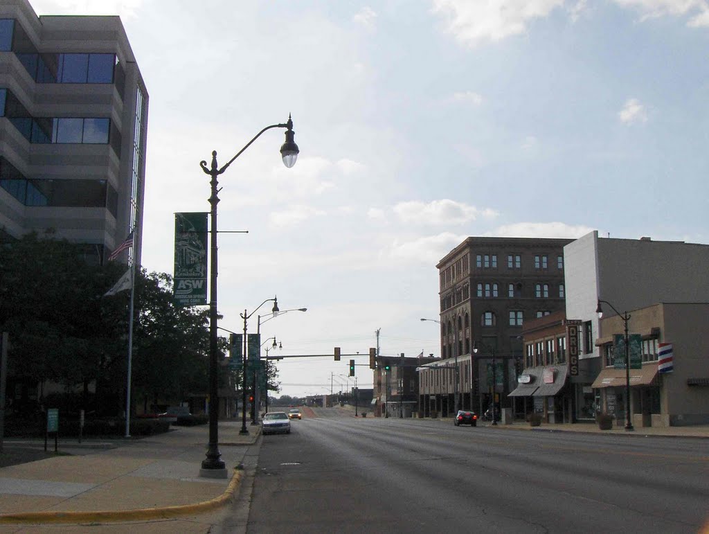 West Court Street, Kankakee, IL, GLCT