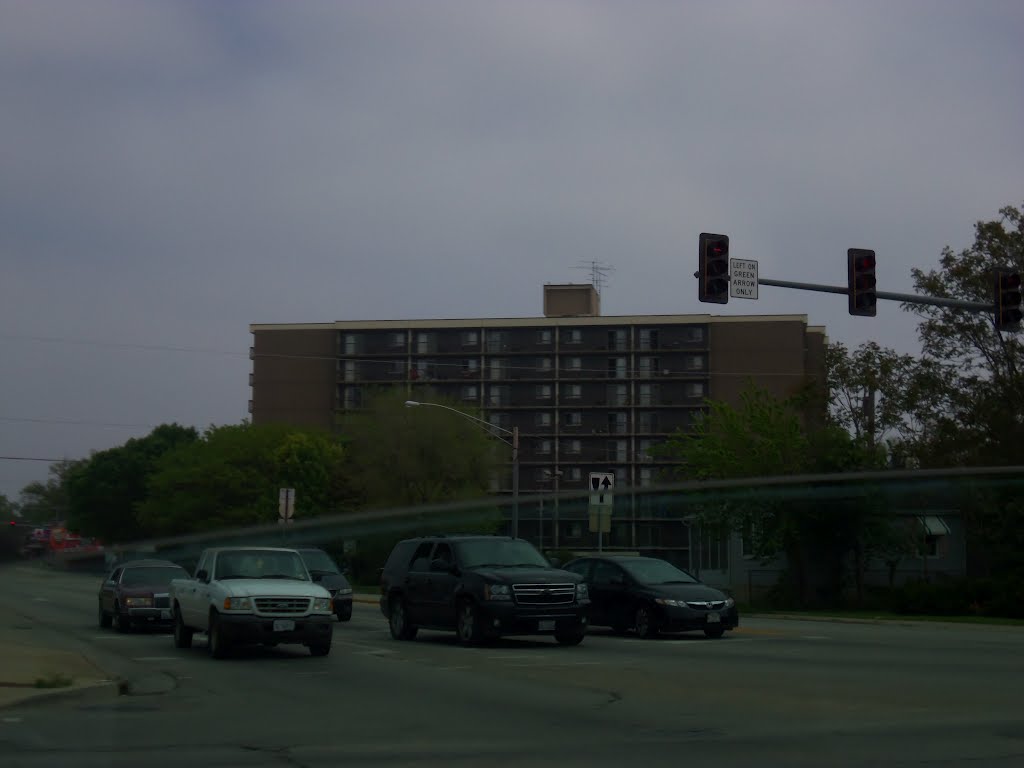 Riverwood Apartments