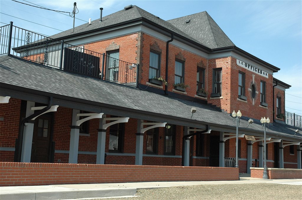 kankakee train station - 03/25/2008