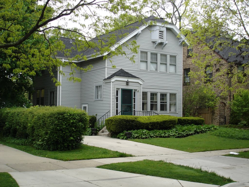 608 Willow Road Winnetka