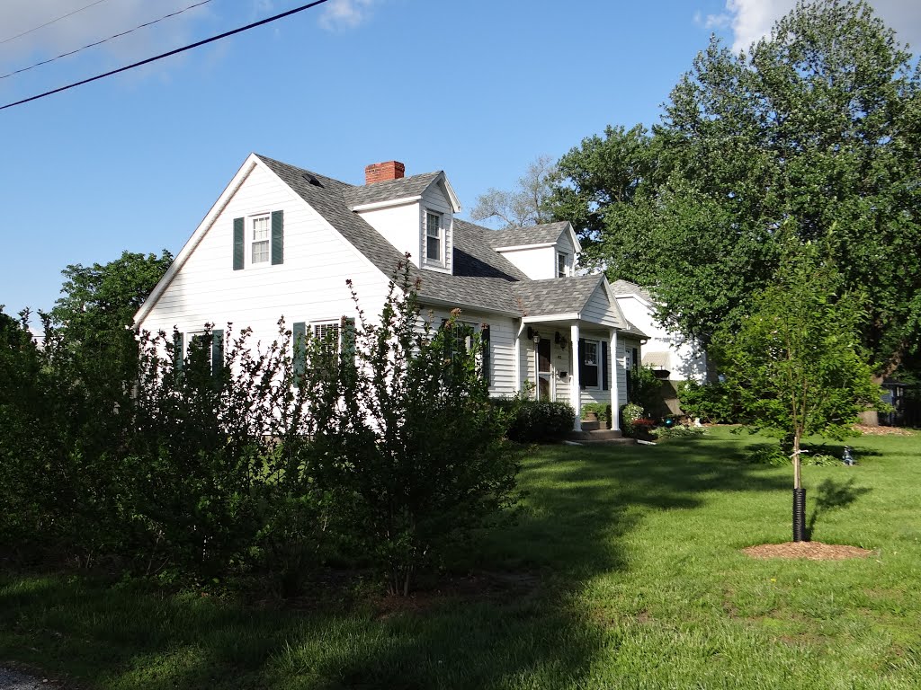House in Colona, IL