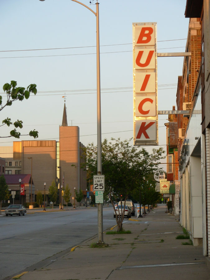 Buick Sign, Quincy