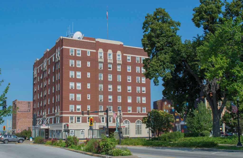 Lincoln - Douglas Apartment - Quincy, Illinois