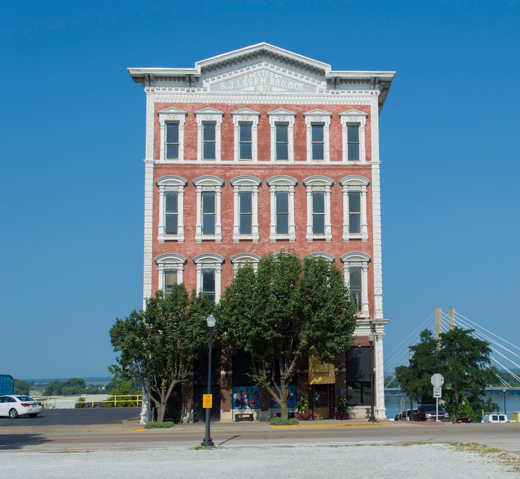 S.J. Lesem Building - Quincy, Illinois