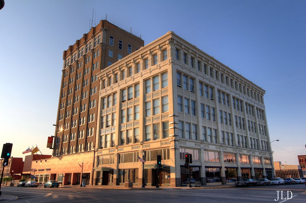 Buildings on Maine Street