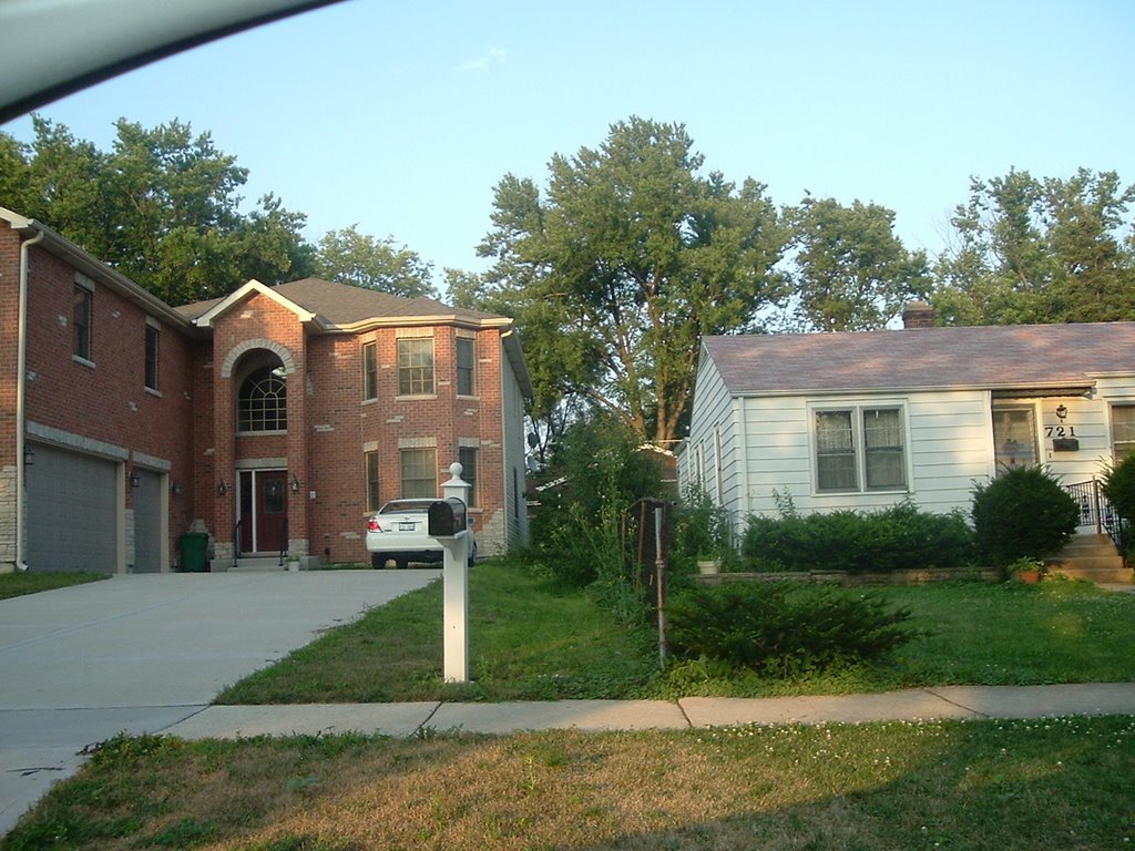 717 Finley Rd., Lombard, IL