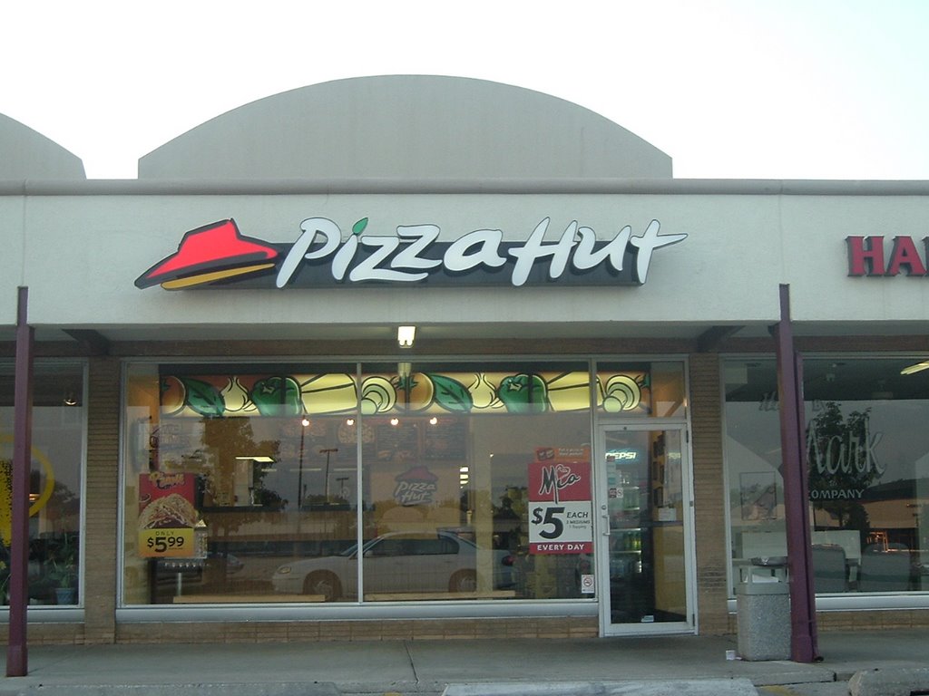 Pizza Hut - Lombard, IL