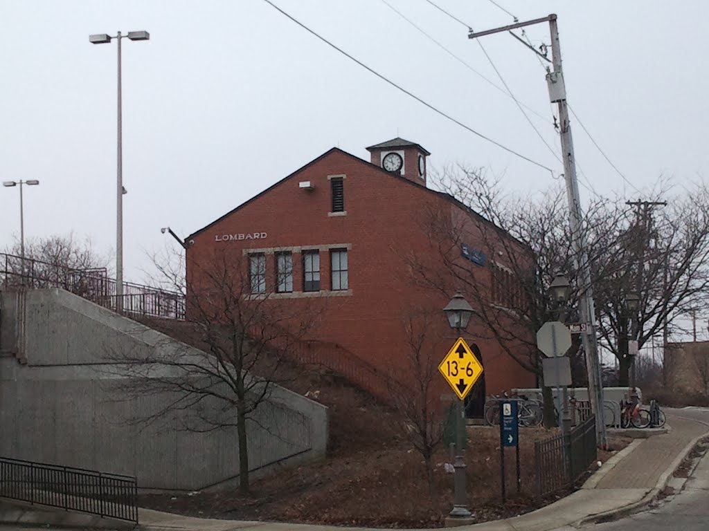 Lombard METRA Station