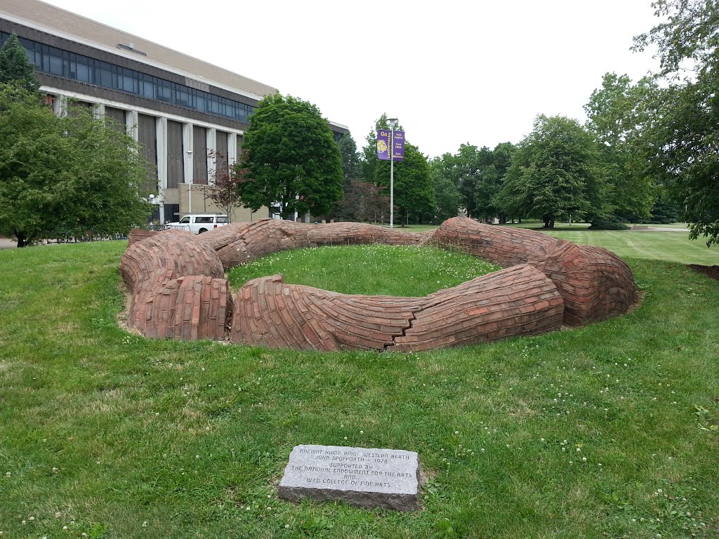 Ancient Hump Ring: Western Berth