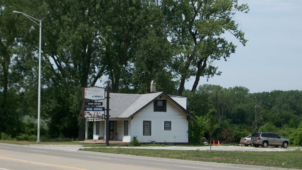 REAL ESTATE OFFICE