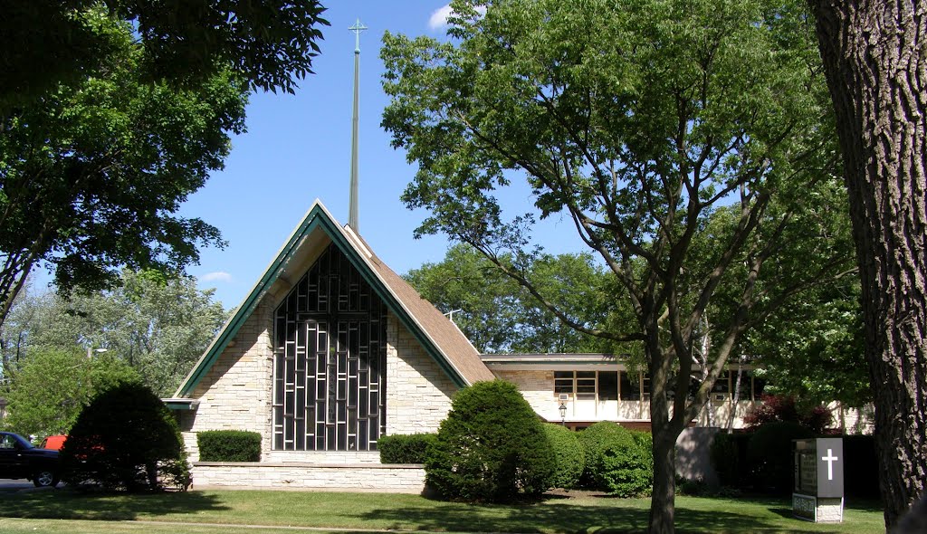 COMMUNITY PRESBYTERIAN CHURCH - MOUNT PROSPECT, ILLINOIS