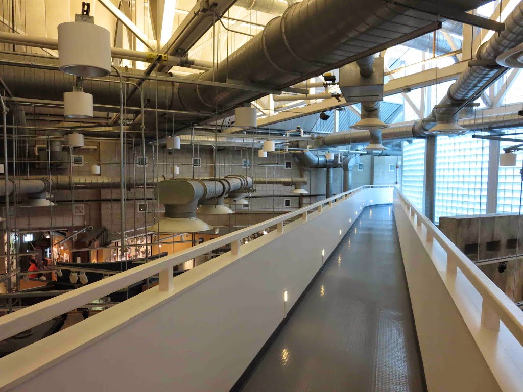 Illinois Holocaust Museum and Education Center, GLCT