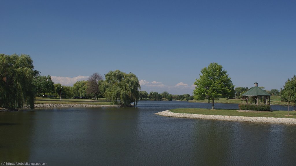 Vernon Hills Little Bear Lake