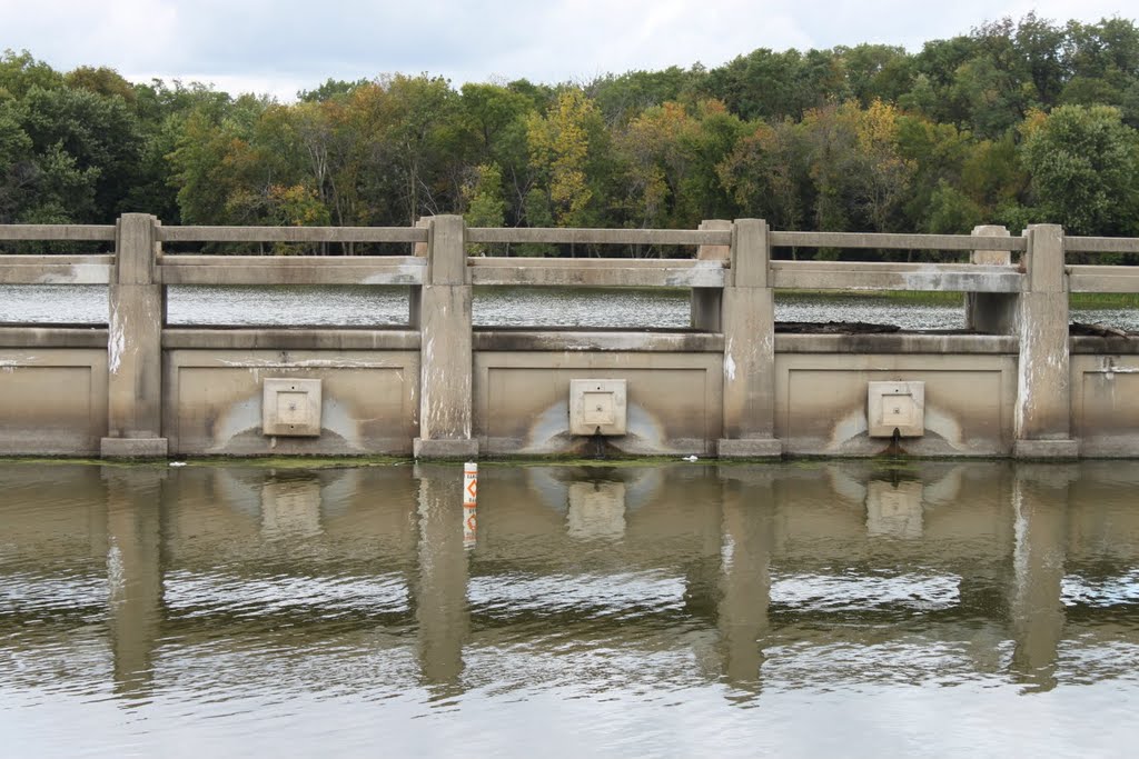 Willow Road Dam 3 Conduits