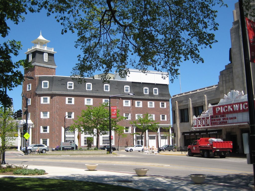Chase Bank building, Uptown Park Ridge