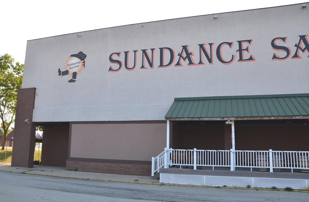 Sundance Saloon, 300 Lakehurst Road, Waukegan, Illinois
